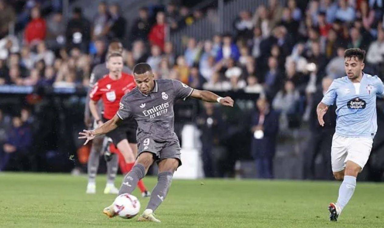 姆巴佩连续二十场比赛得分超过锐不可当，G2不断突破！-爱游戏下载